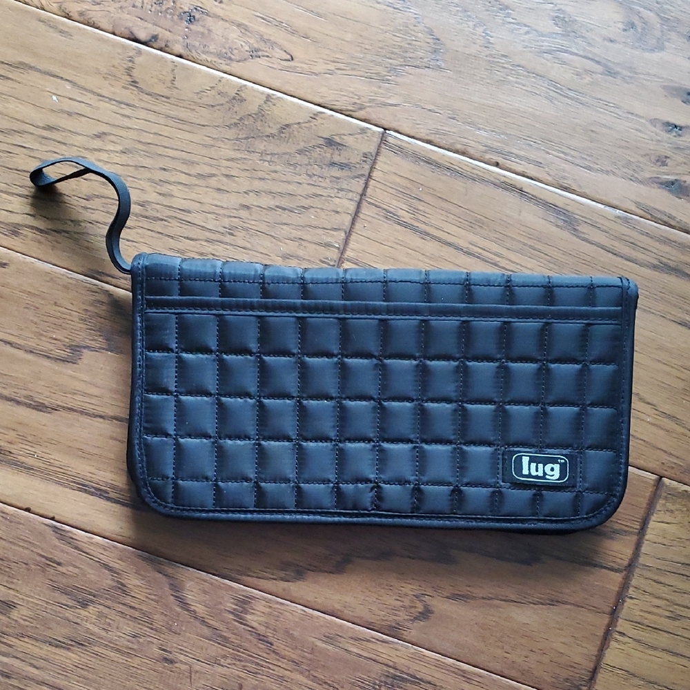 Lug Tango Black Travel Wallet Organizer Passport Wristlet Quilted Zipper Closure